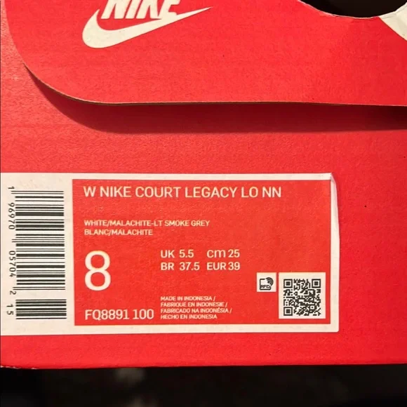 Nike Court Legacy Lo | White & Green - Picture 7 of 7